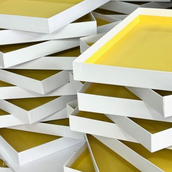 картонні коробки та упаковка